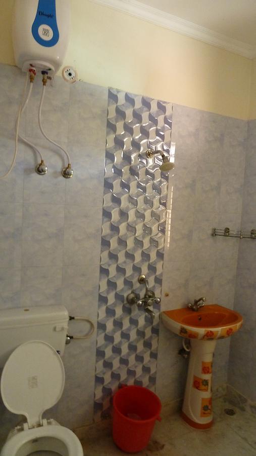 Su- Koon Homestay Agra  Room photo